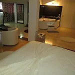 Hotel 7777 3*