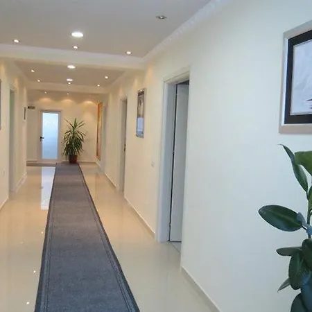 Hotel 7777 Szálloda