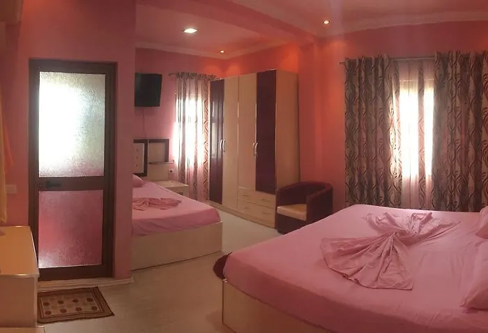 Hotel 7777 Szálloda Tirana