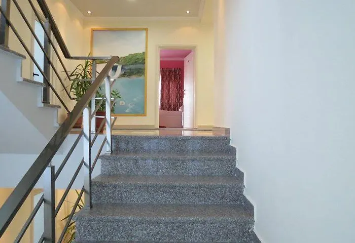 Szálloda Hotel 7777 Tirana