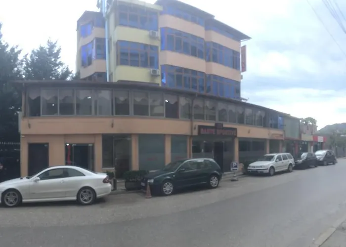 Hotel 7777 3* Tirana